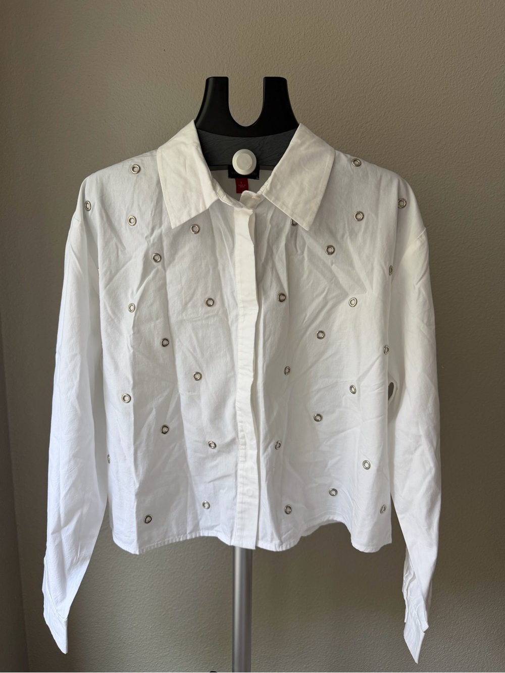 Vince Camuto White Button-Down Shirt with Silver Eyelets
